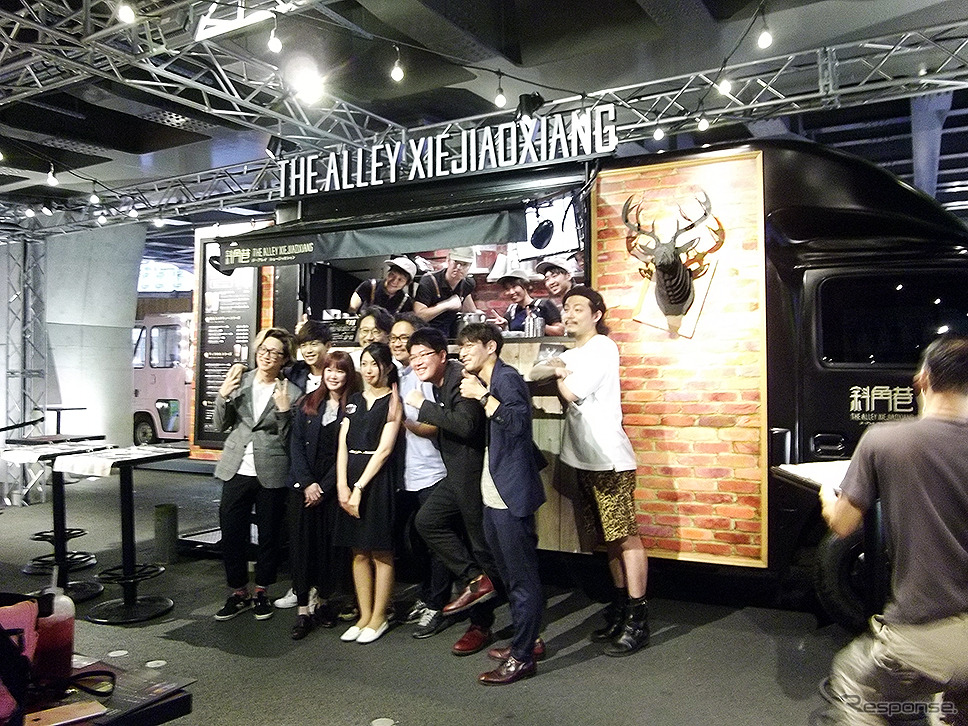 「THE ALLEY XIEJIAOXIANG」（斜角巷）