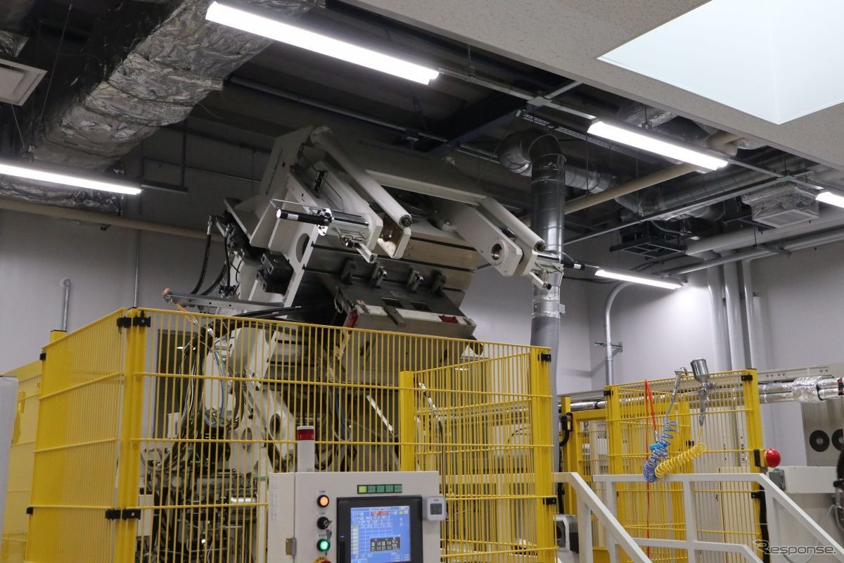 ヘンケルのコンポジットラボを発表