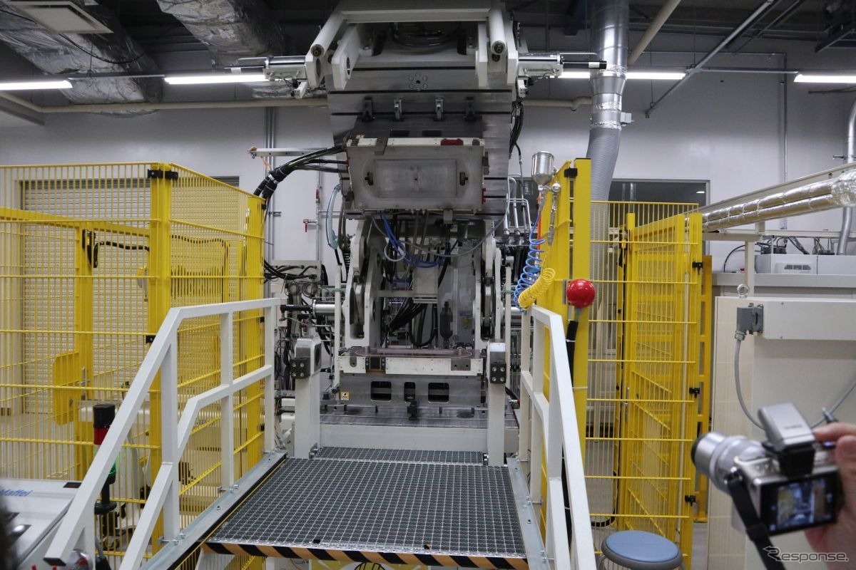 ヘンケルのコンポジットラボを発表