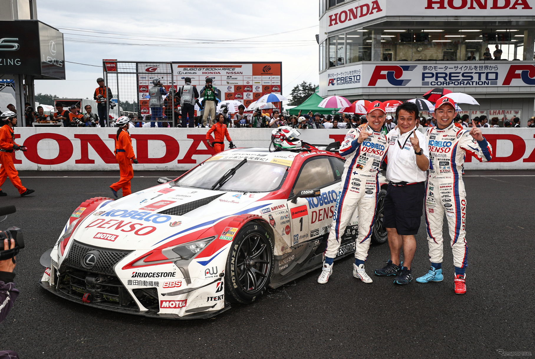 優勝したのは#1 LC500のコバライネン&平手。