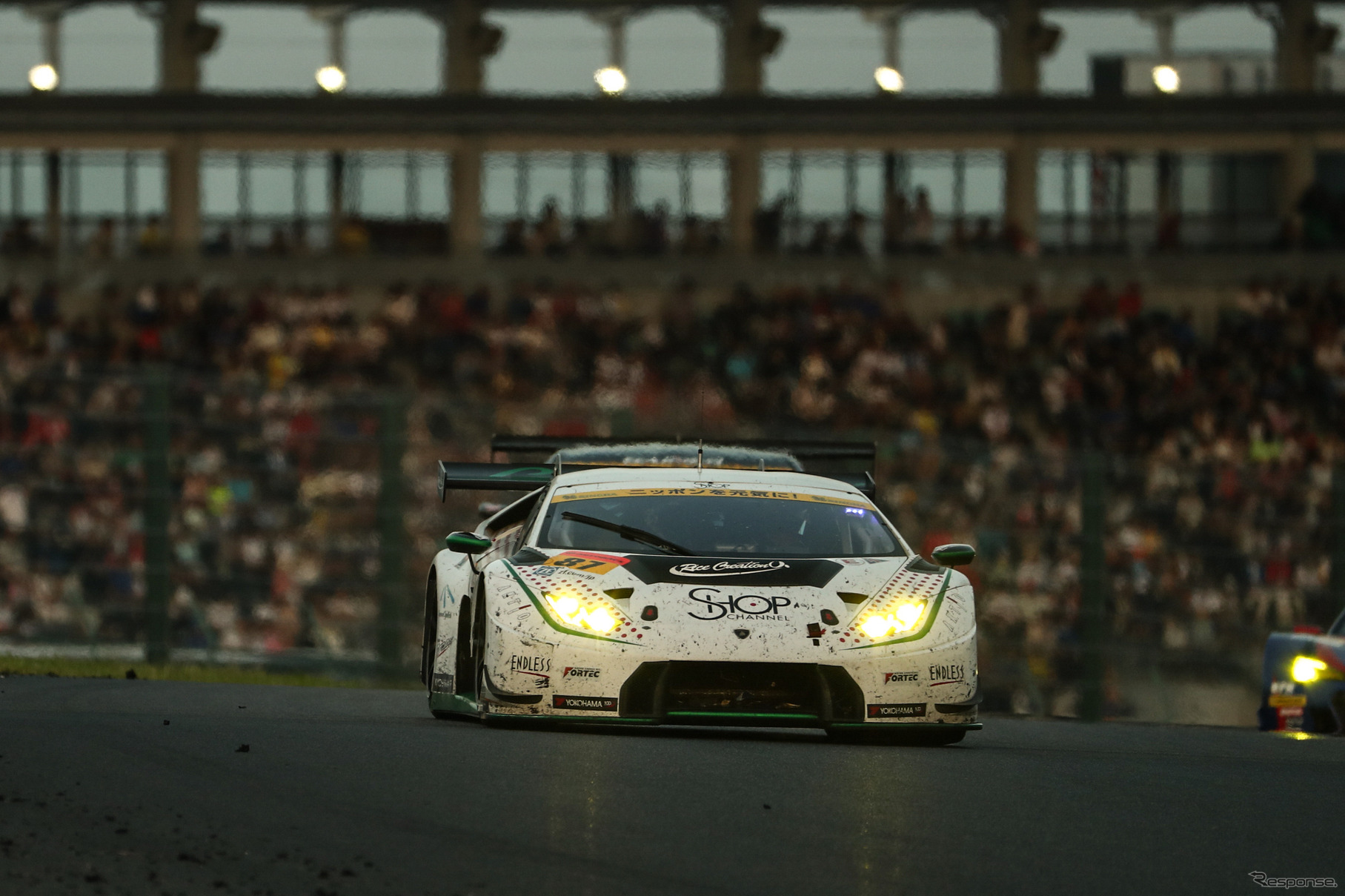 GT300クラス決勝3位の#87 ランボルギーニ。