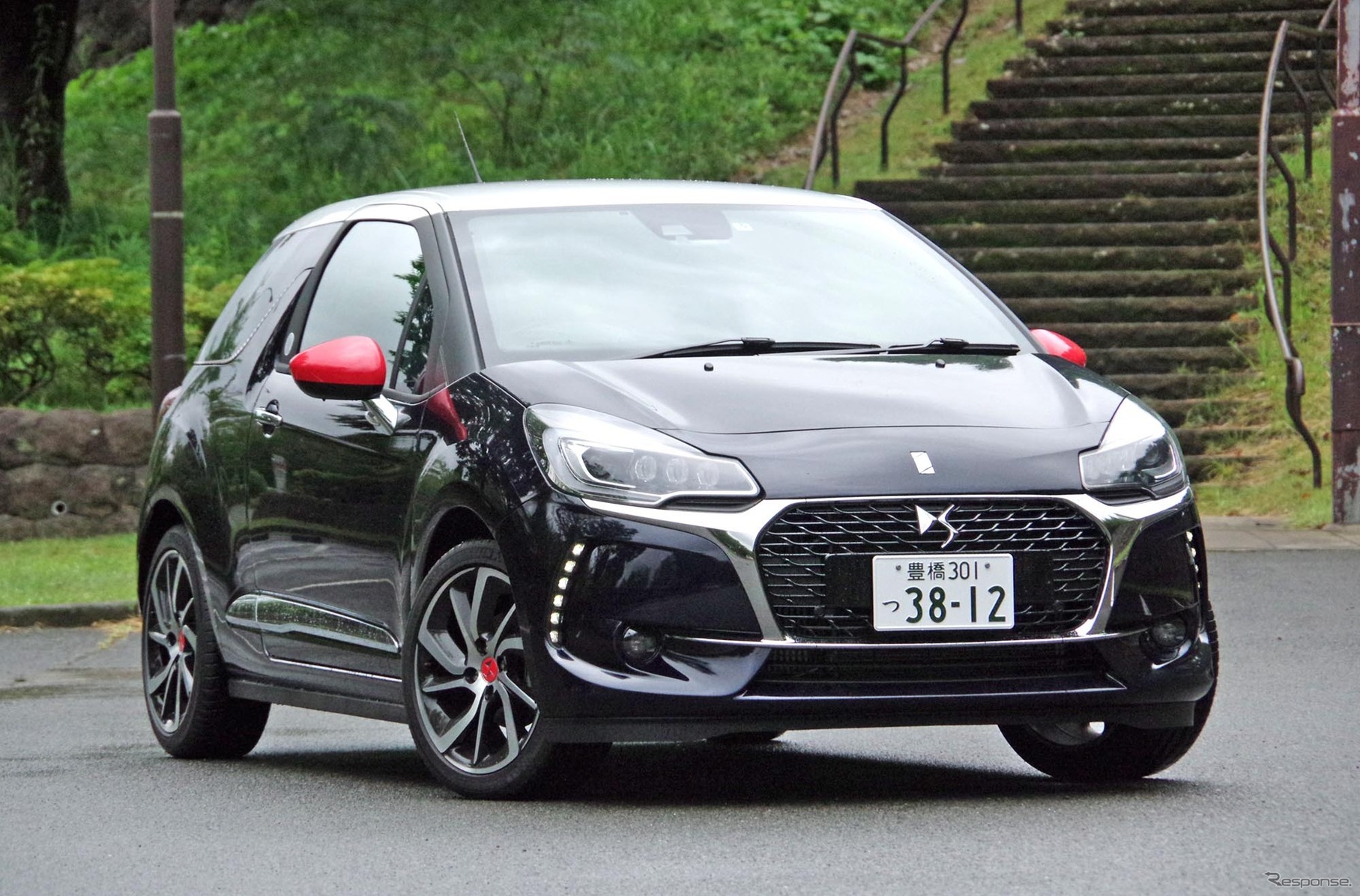 DS 3（イネス・ド・ラ・フレサンジュ）