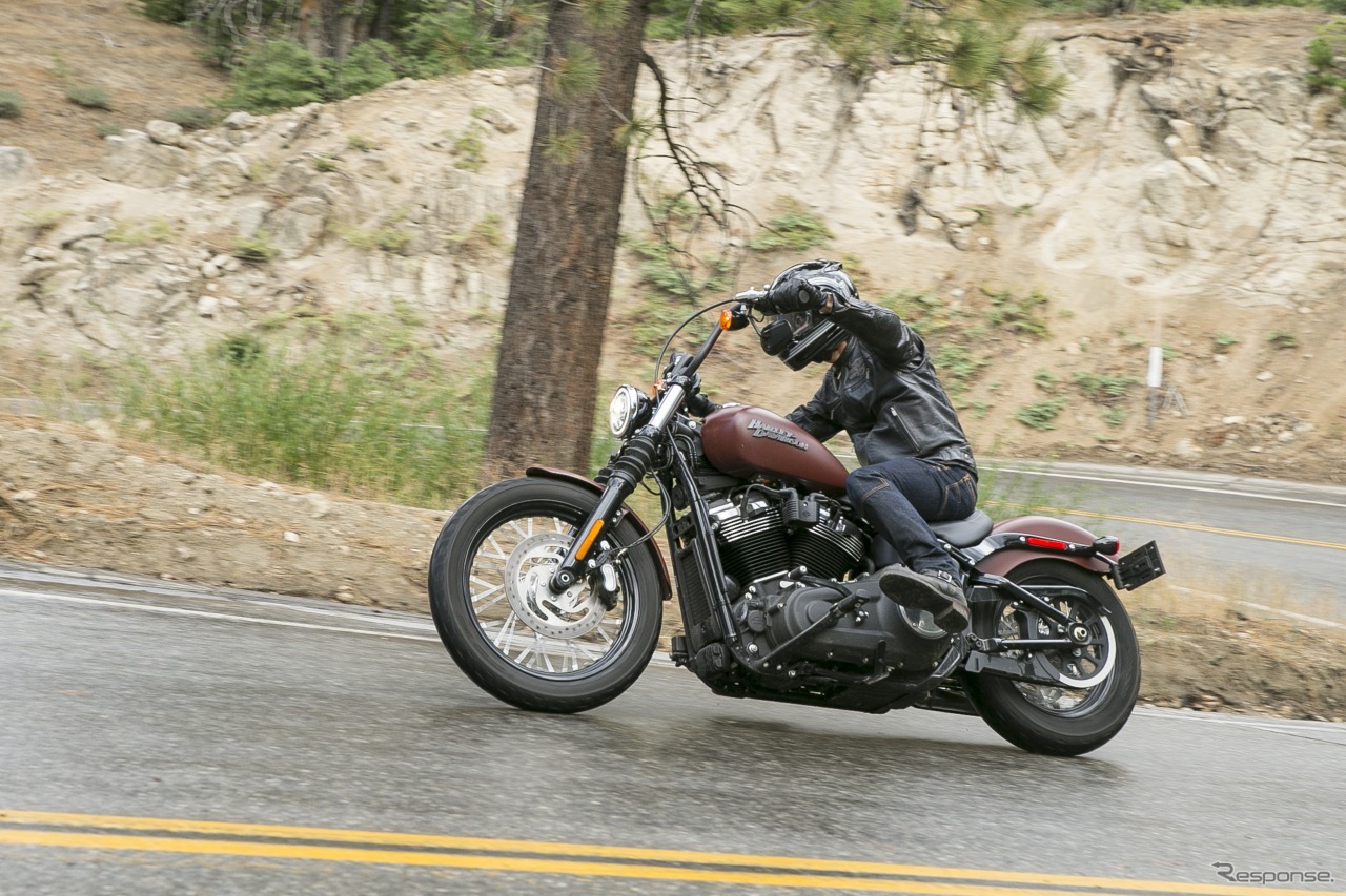 ハーレーダビッドソン 2018ソフテイルファミリー STREETBOB