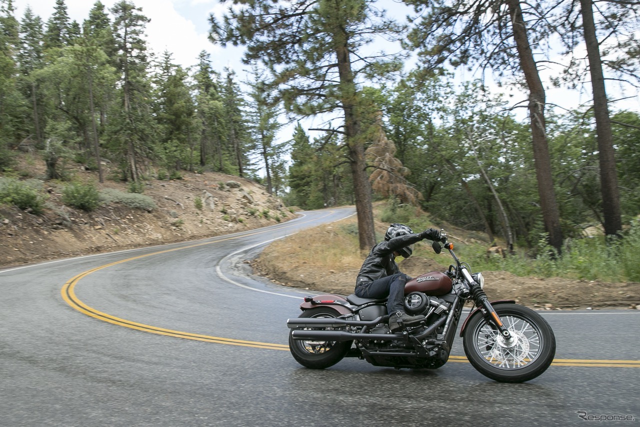 ハーレーダビッドソン 2018ソフテイルファミリー STREETBOB