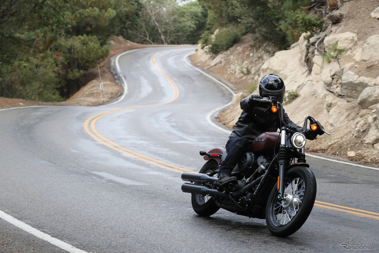 ハーレーダビッドソン 2018ソフテイルファミリー STREETBOB