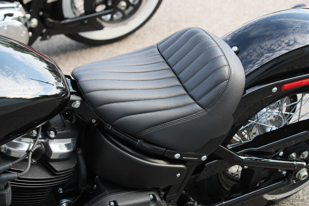 ハーレーダビッドソン 2018ソフテイルファミリー STREETBOB