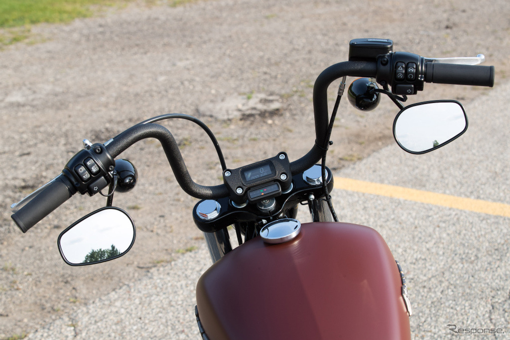 ハーレーダビッドソン 2018ソフテイルファミリー STREETBOB