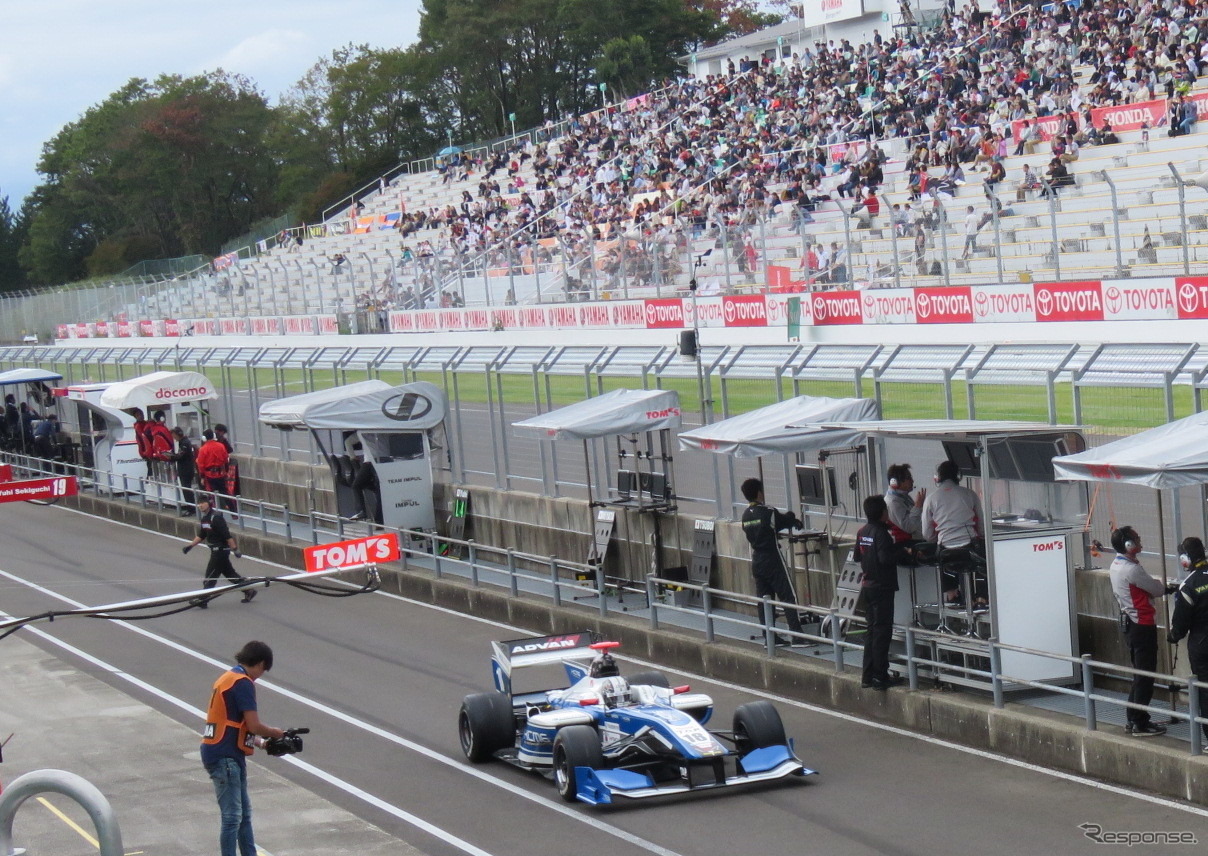 予選5位の#18 可夢偉。