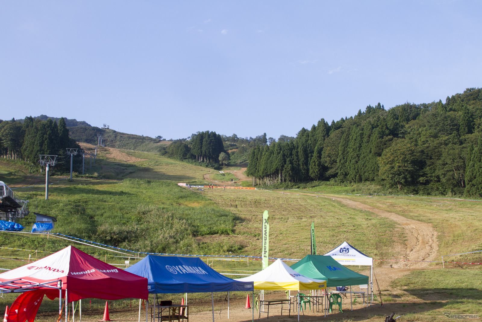 【JNCC 第7戦】ガレとハイスピードコース、秋晴れのシーサイドバレー糸魚川［写真蔵］