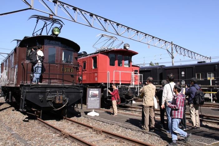 横瀬のイベントでは西武が保存している昔の機関車なども展示される。