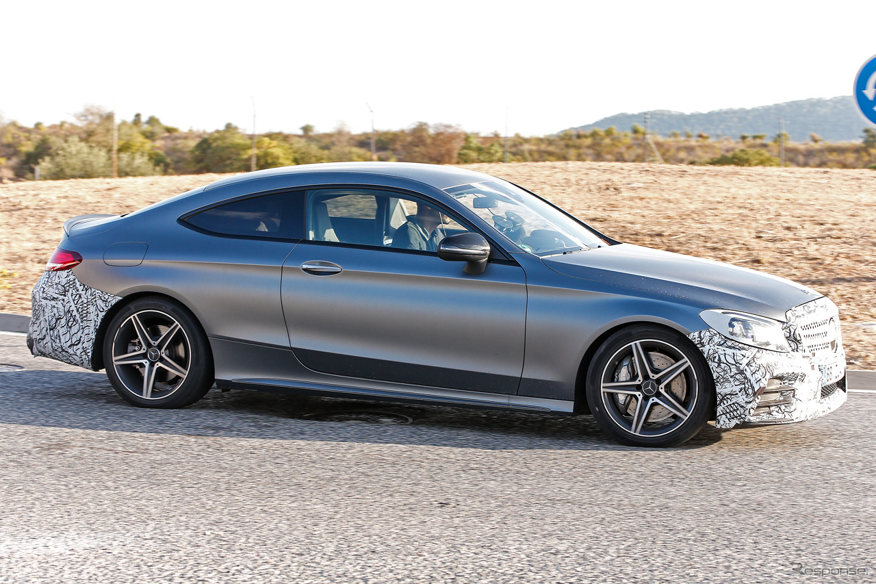 メルセデス AMG C43 クーペ　スクープ写真