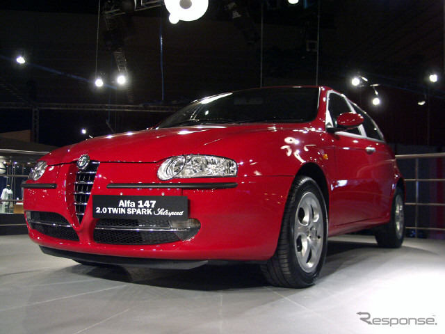 華麗!! アルファロメオ『147』が日本で発売、価格は200万円台に