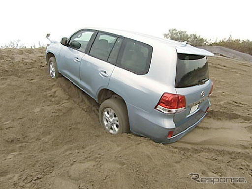 【トヨタ ランドクルーザー 新型発表】進化した走破性