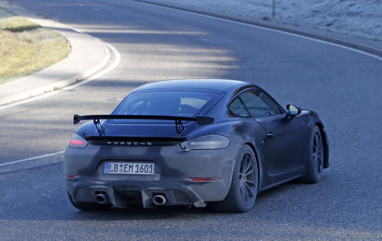 ポルシェ 718ケイマン GT4 スクープ写真