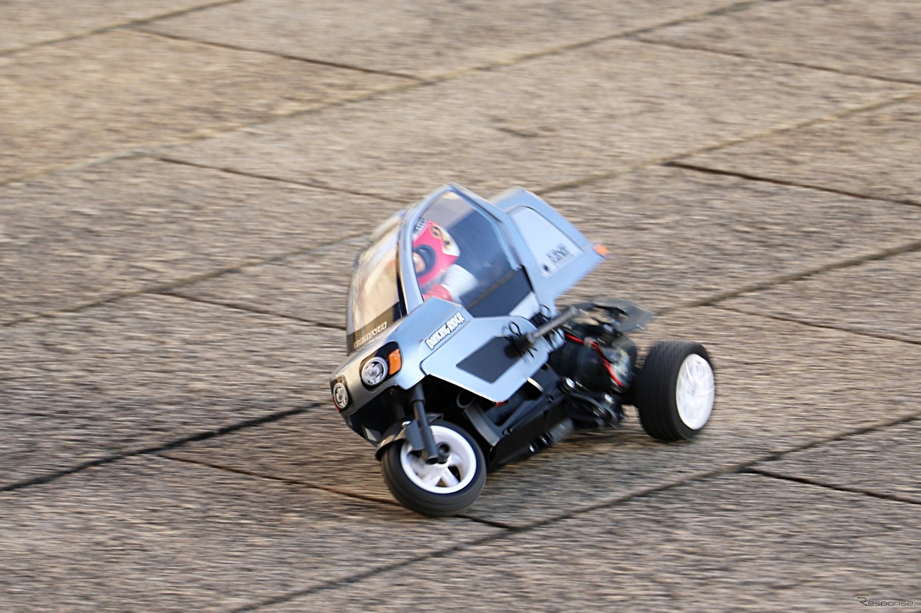 タミヤ 3輪電動RC『スターユニット・トリプルホイールシリーズ・ダンシングライダー』