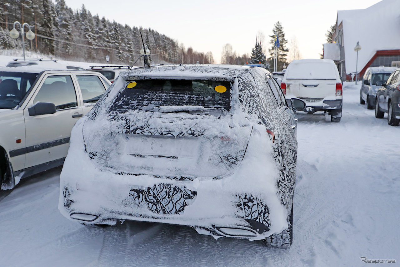 メルセデスベンツ Aクラス PHEV スクープ写真