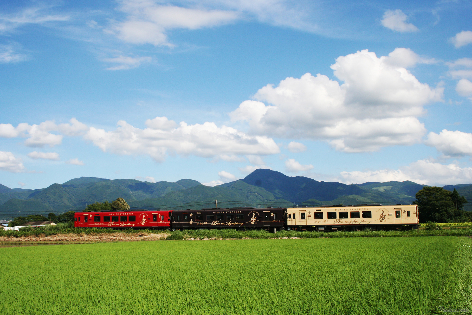 前回は東京メトロ・ANA・熊本電鉄の3社が参加したが、今回は熊本県内の4社局が新たに加わる。写真はくま川鉄道。