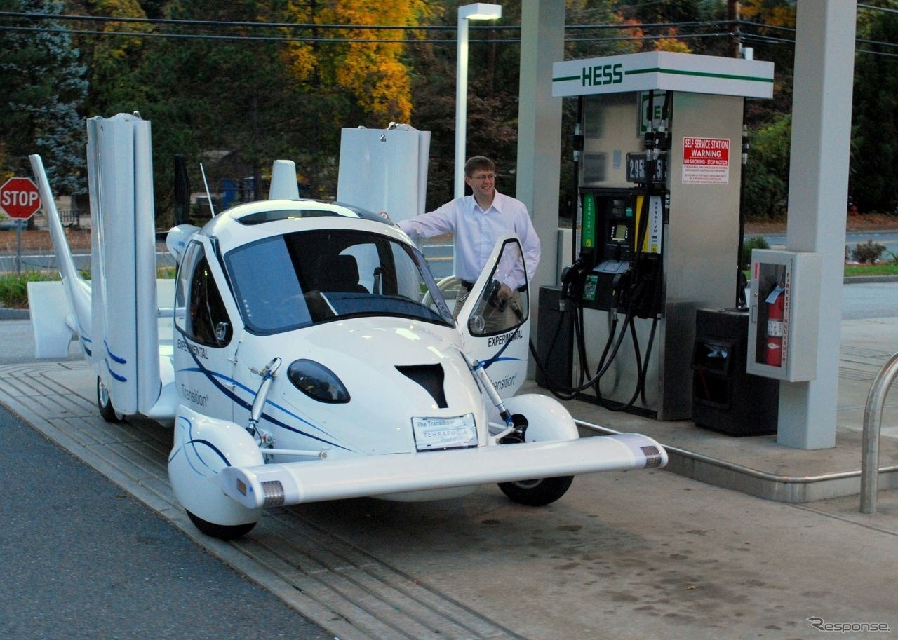 Terrafugia の空飛ぶクルマ「トランジション」