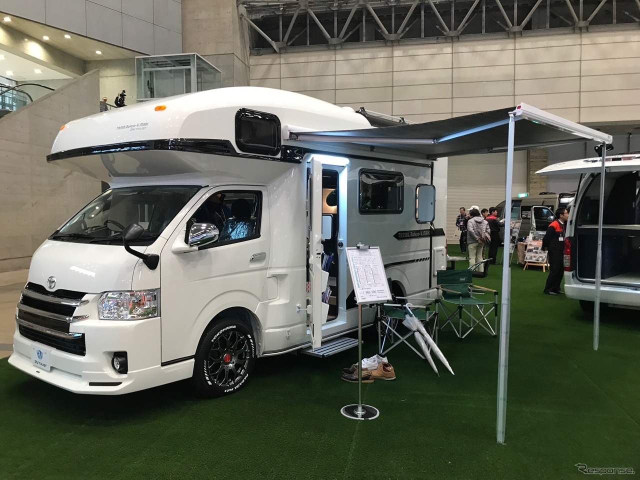 スタイリッシュさも大切!! ハイエースベースのキャブコンバージョンモデル、RVトラストの「BoleroV-max」は福利厚生に導入する企業もあるのだそうだ。