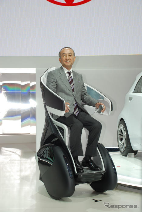 【東京モーターショー07】渡辺社長…これからのトヨタは“人と、地球と走る”