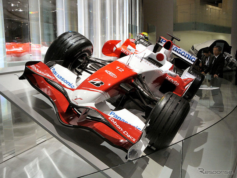 【東京モーターショー07】トヨタF1、07年型展示…ただしフタ付き