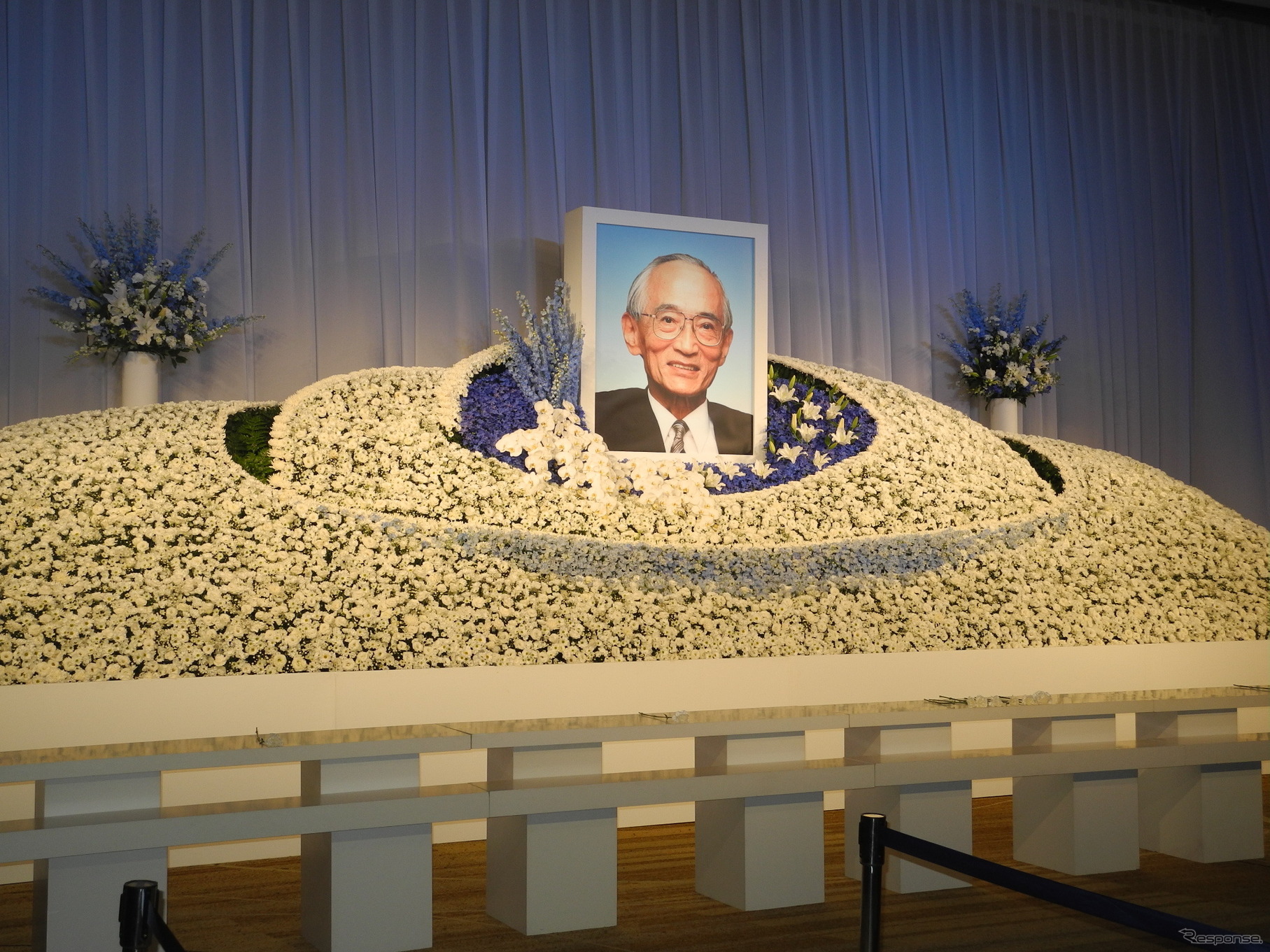 山本健一マツダ元社長のお別れの会で飾られた遺影