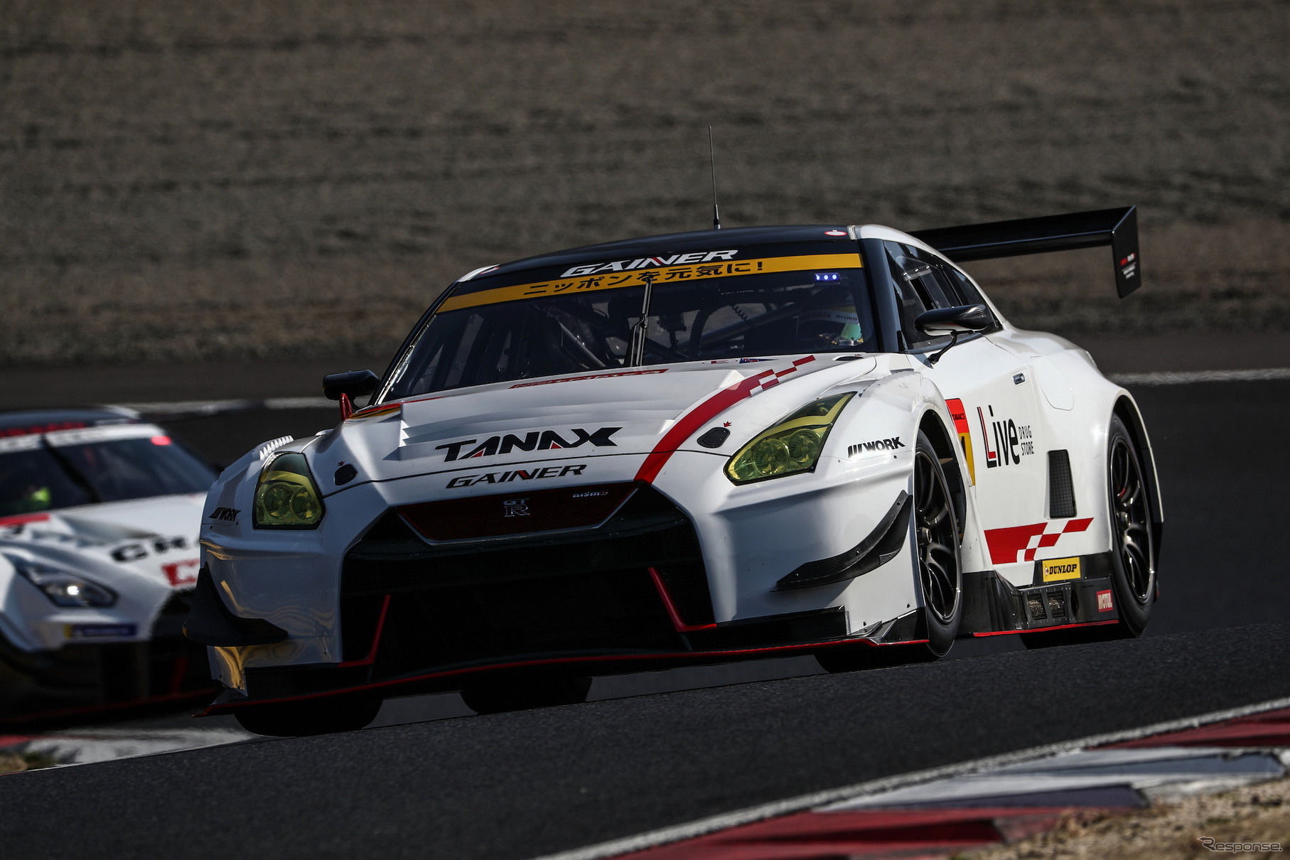 GT300クラス初日19位タイムの#11 日産GT-R。