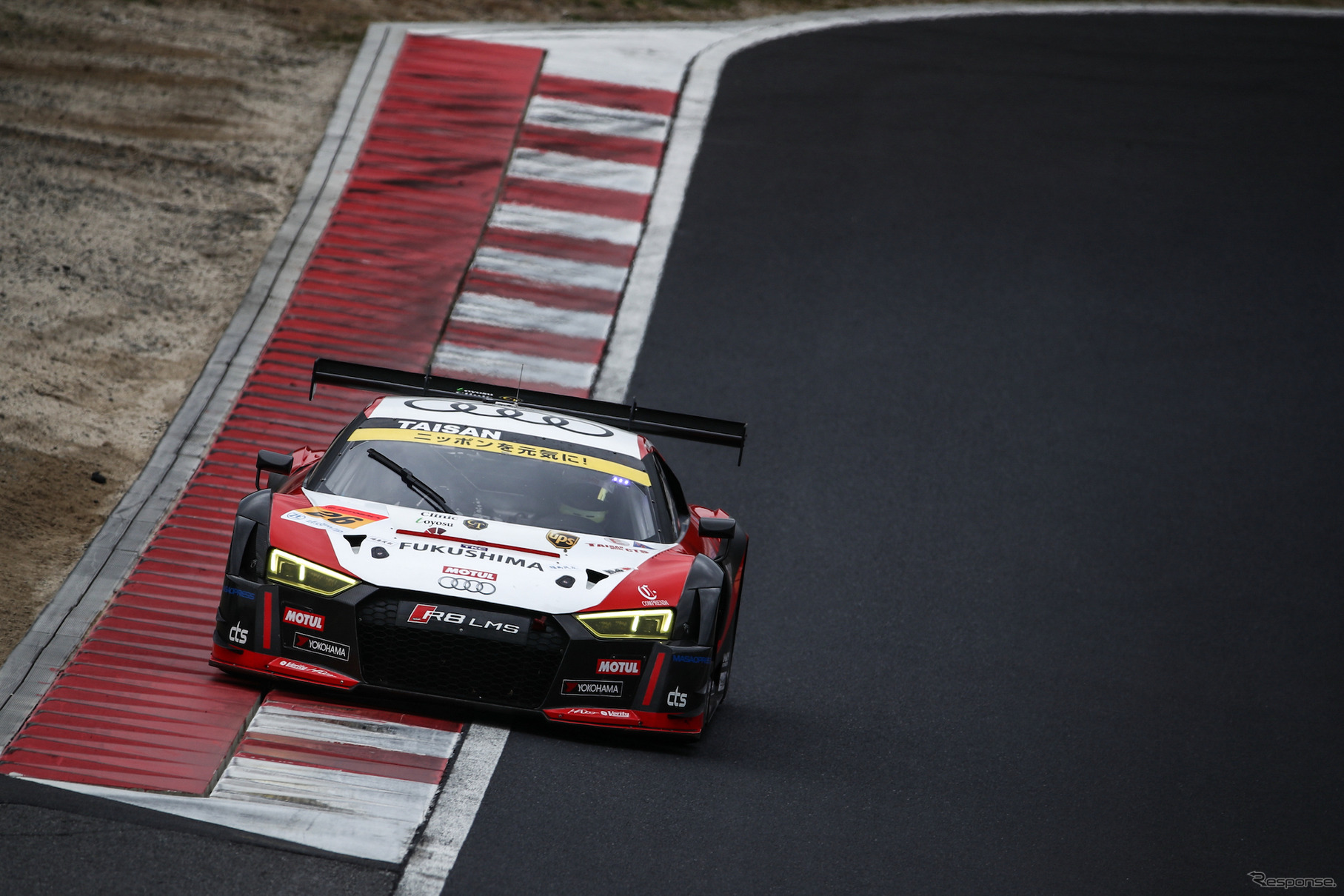 GT300クラス2日目総合4位タイムの#26 アウディ。