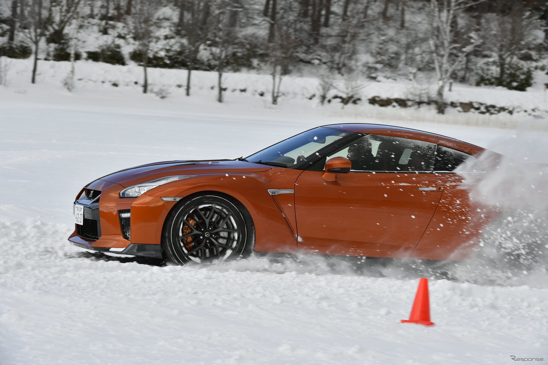 日産 GT-R 雪上試乗