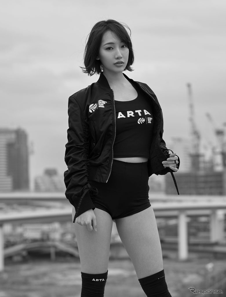 安倍有里子