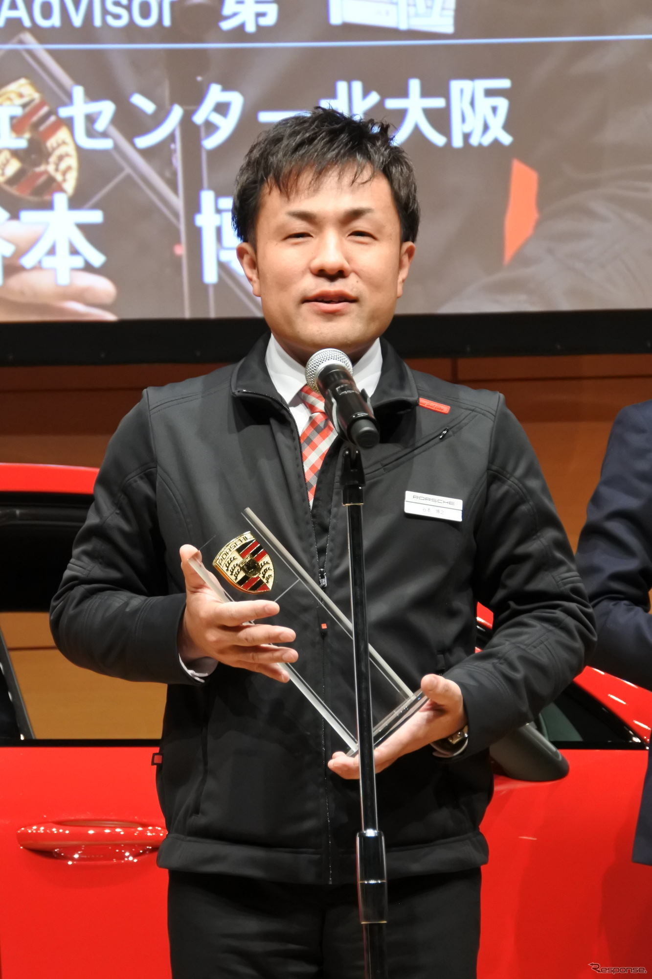 サービス部門1位 ポルシェセンター北大阪の谷本博之 氏