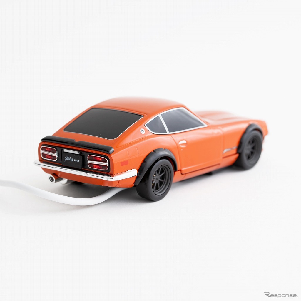 自動車型モバイルバッテリー 日産フェアレディ 240Z
