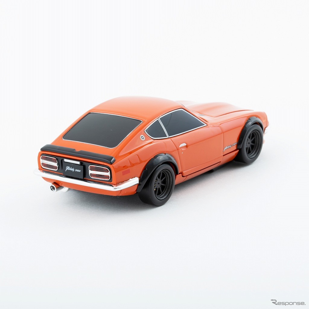 自動車型モバイルバッテリー 日産フェアレディ 240Z