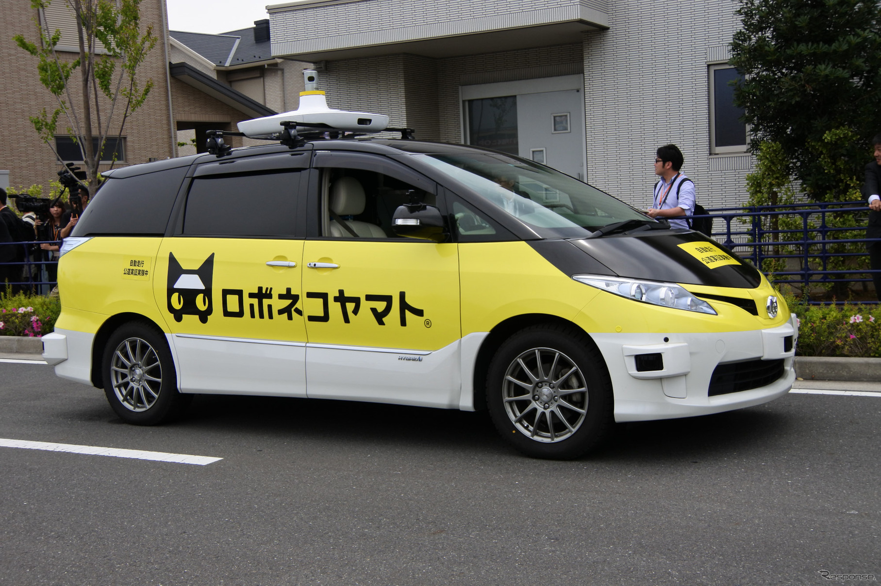 DeNAとヤマトの自動運転車両によるドライバーレス配送の実証実験