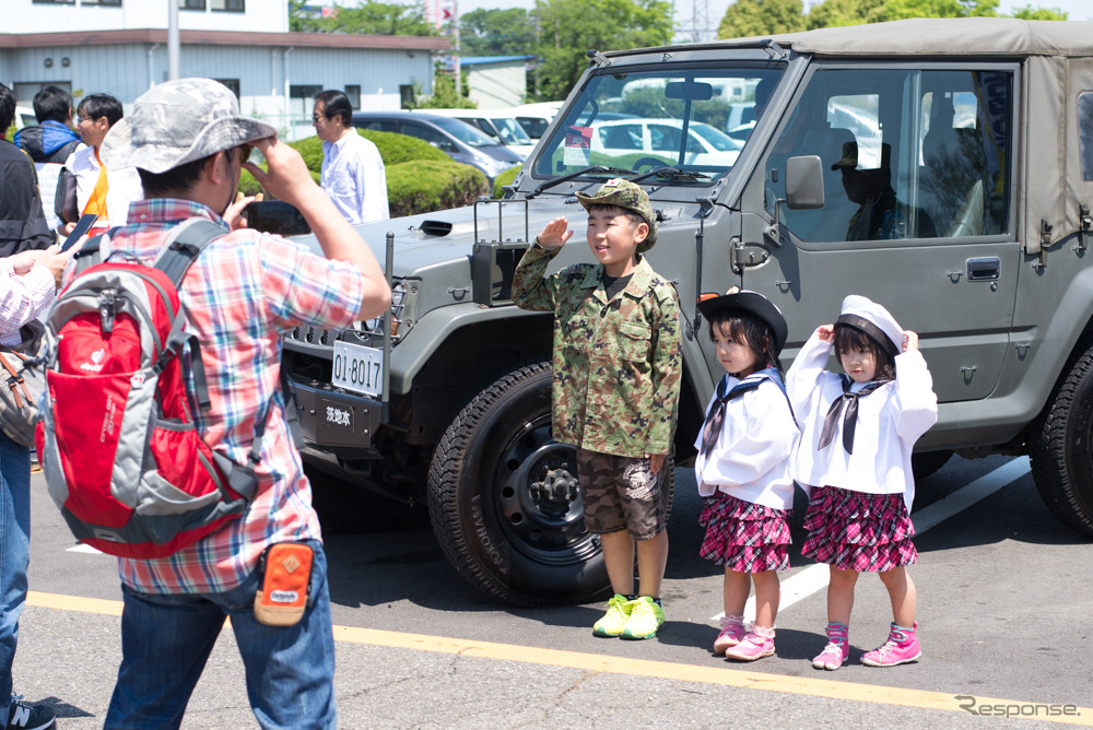 筑波サーキット・カーフェスティバル2018で自衛隊がブース出展（2018年5月5日）