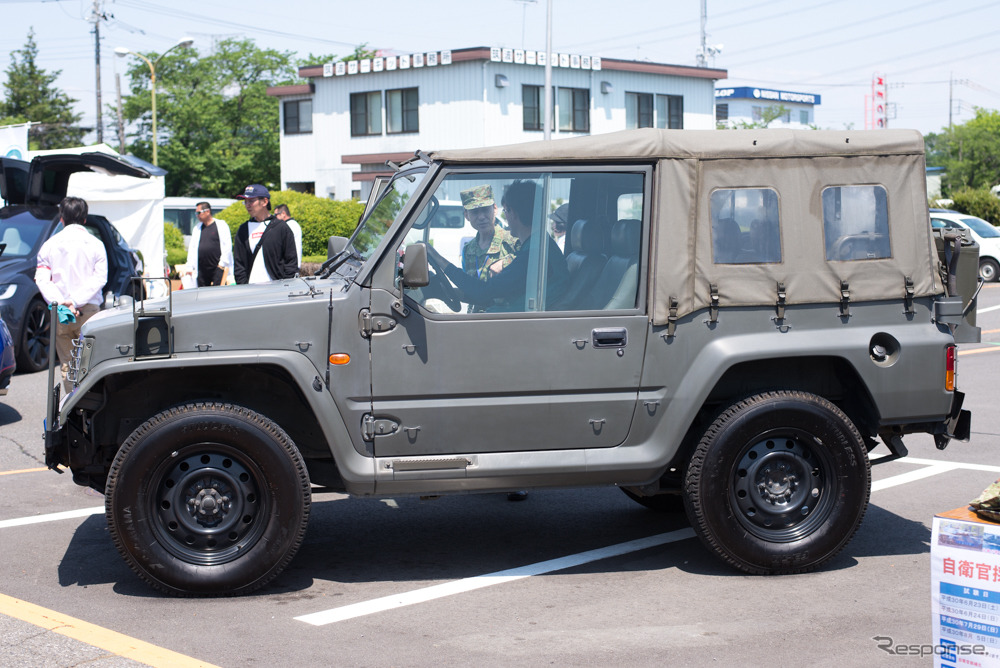 筑波サーキット・カーフェスティバル2018で自衛隊がブース出展（2018年5月5日）