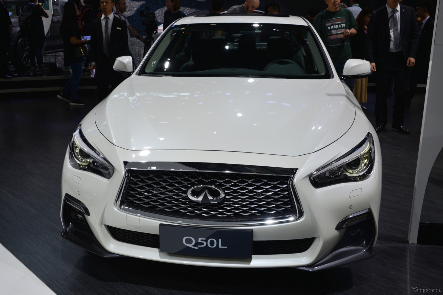 インフィニティ Q50L（日本名 日産 スカイライン）（北京モーターショー2018）