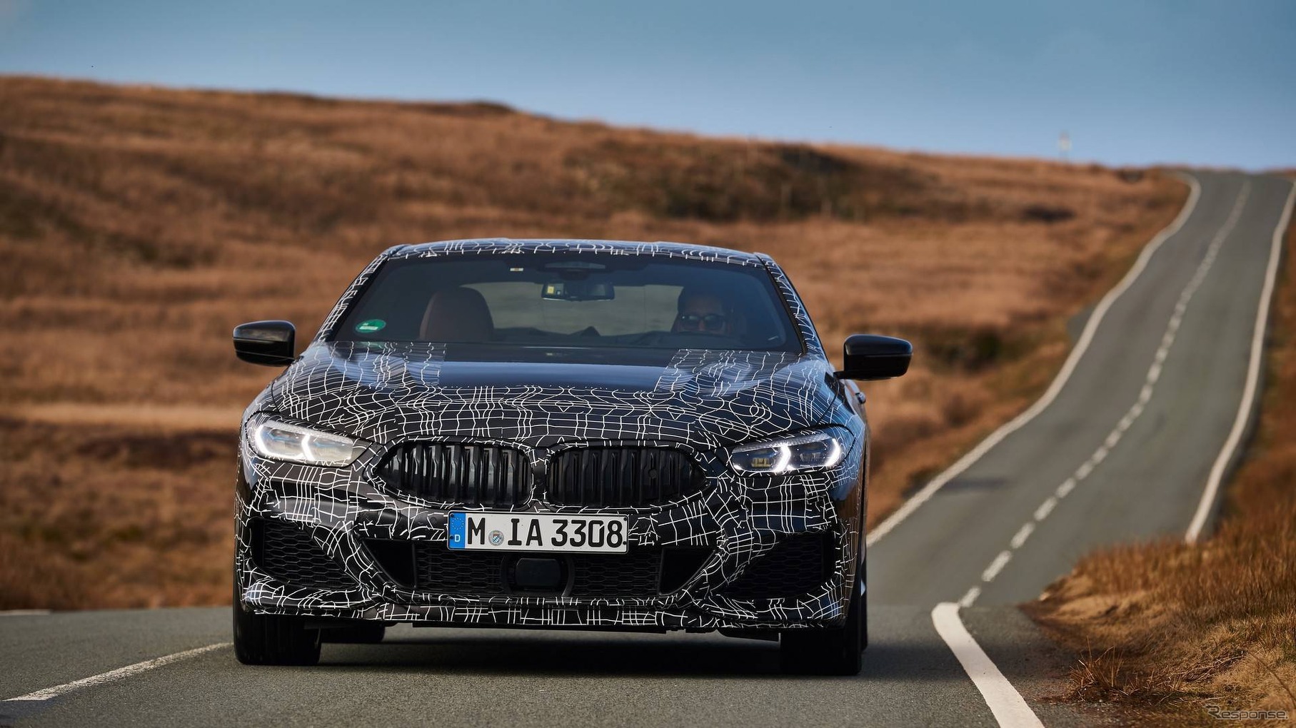 BMW 8シリーズクーペ 新型の開発プロトタイプ車