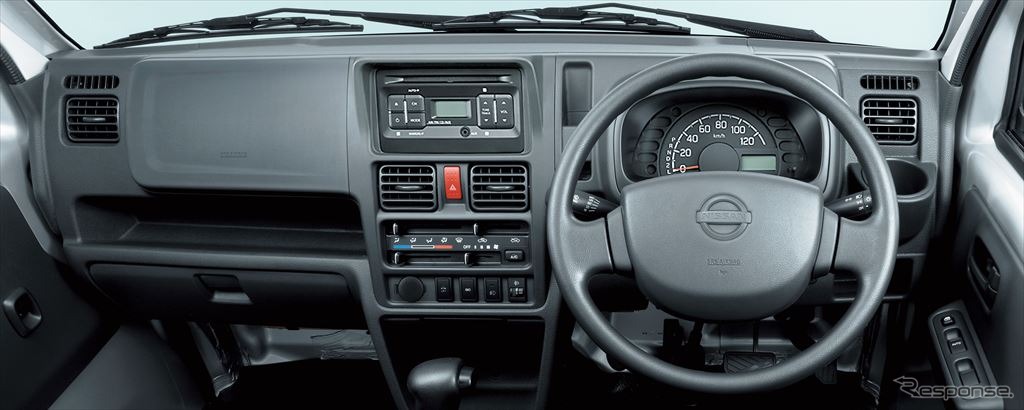 日産 NT100クリッパー