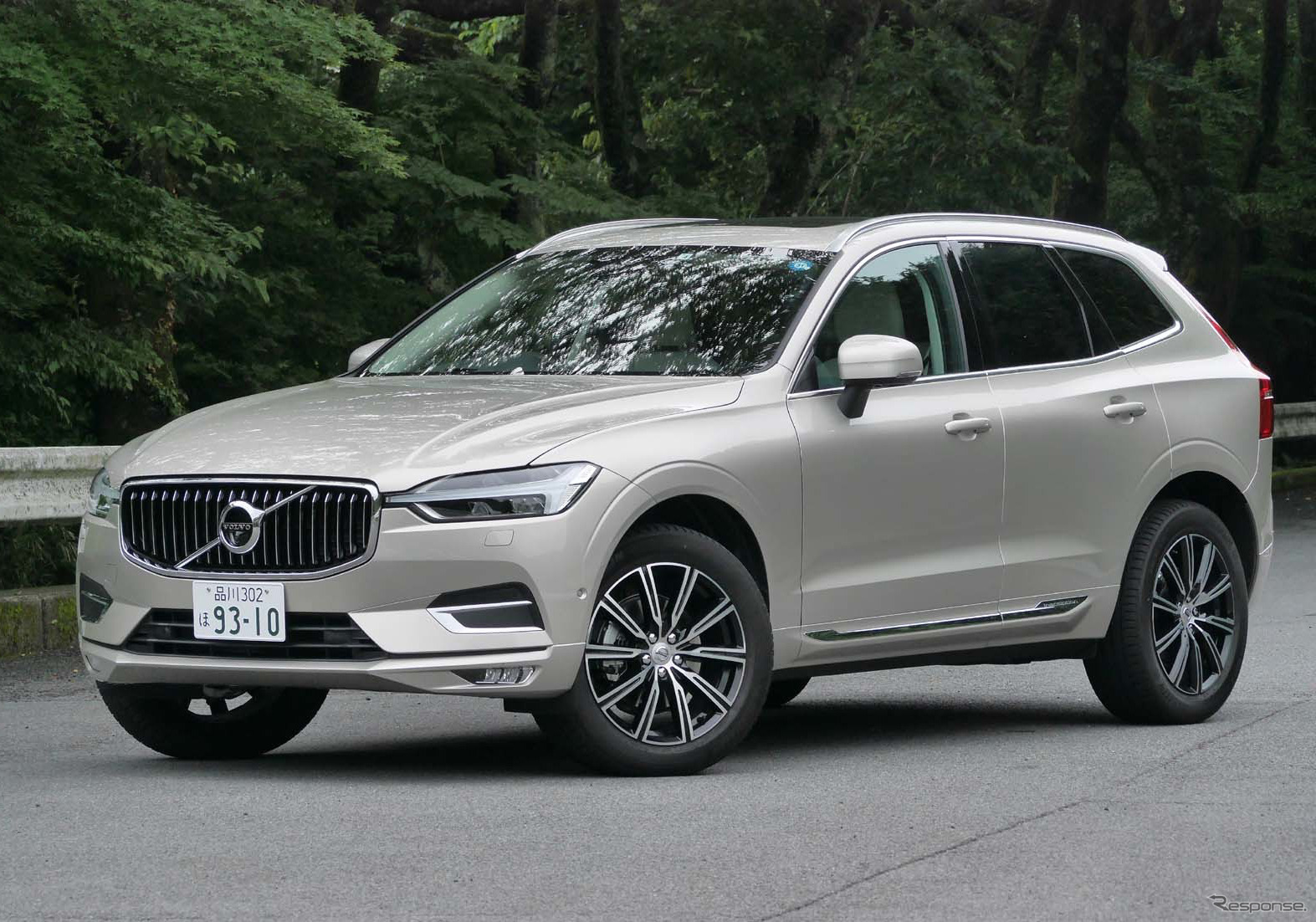 ボルボ XC60 D4