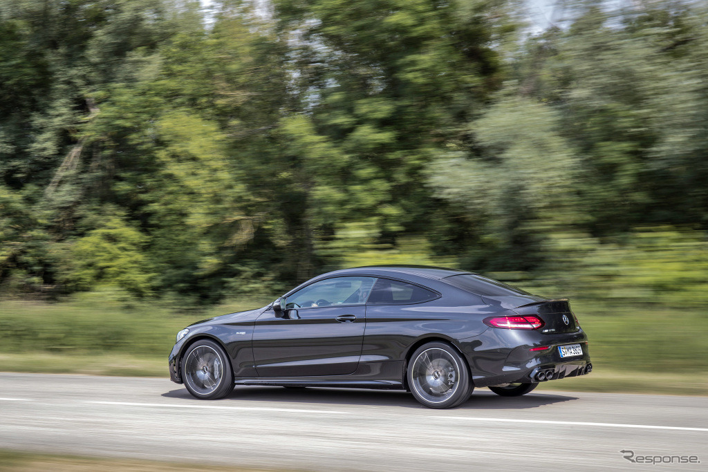 メルセデス AMG C43 4MATIC 改良新型