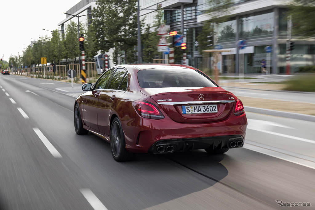 メルセデス AMG C43 4MATIC 改良新型