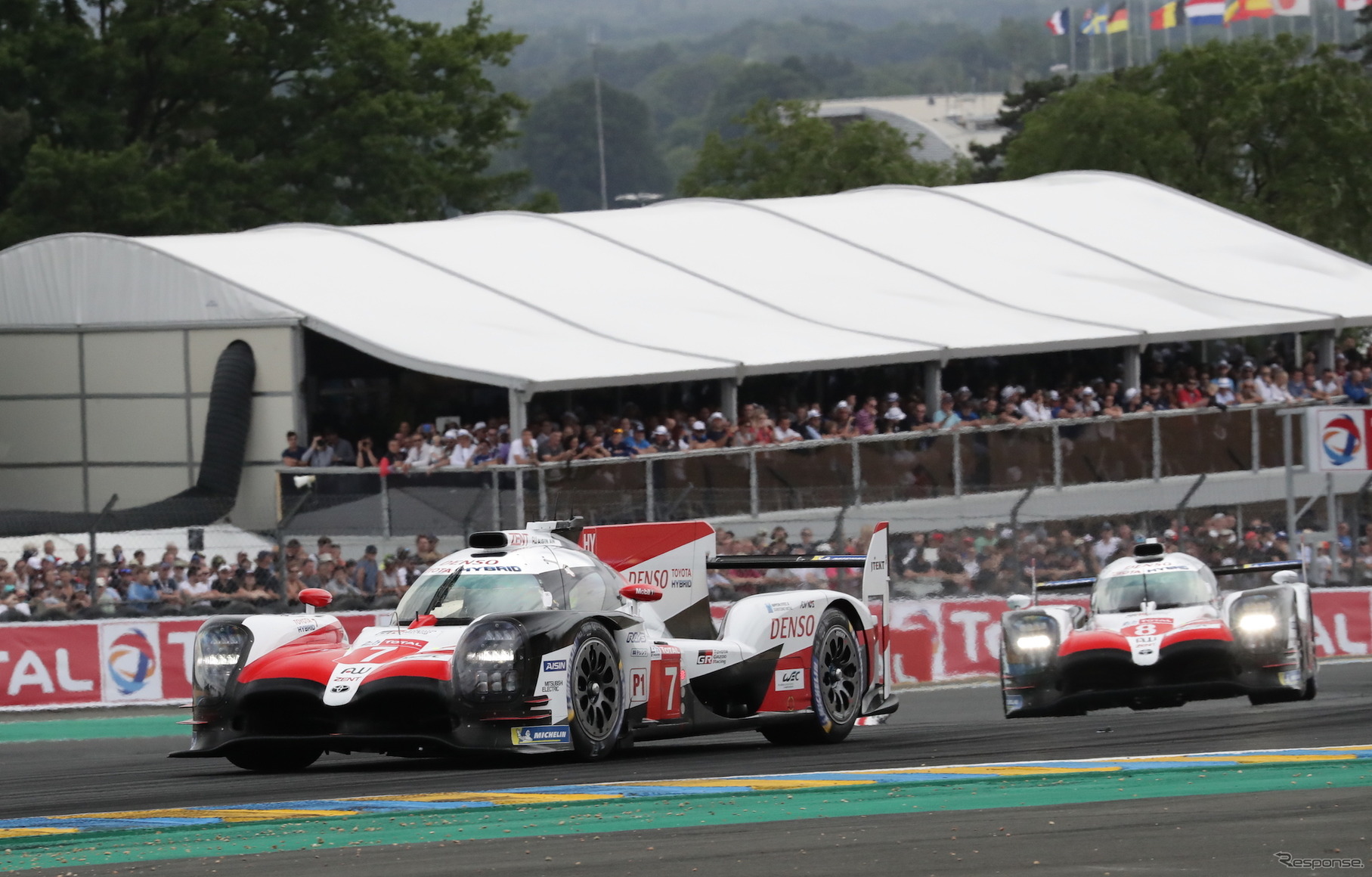 TOYOTA TS050 HYBRID（#7 可夢偉組／#8 一貴組）