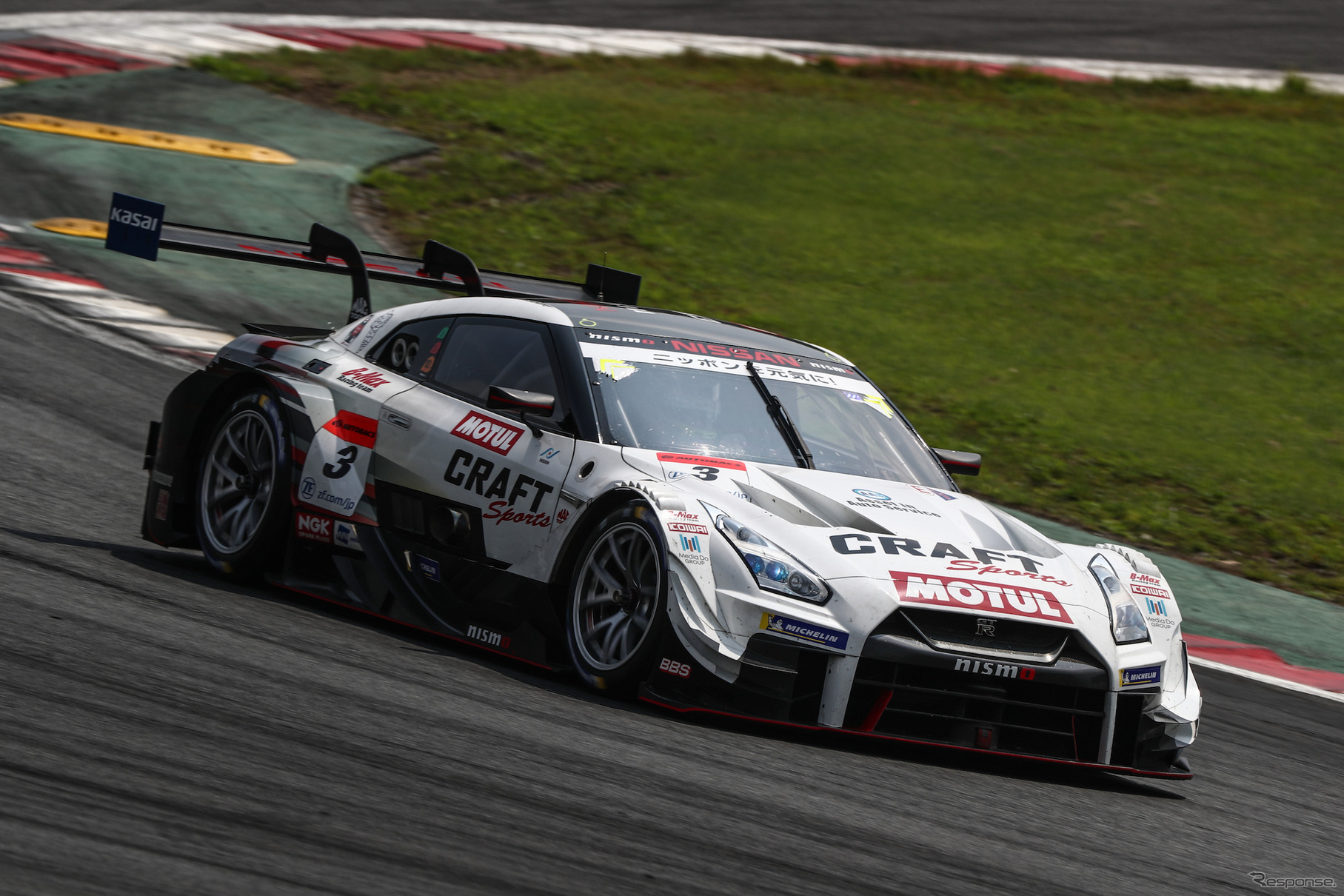 GT500クラス予選4位の#3 GT-R。
