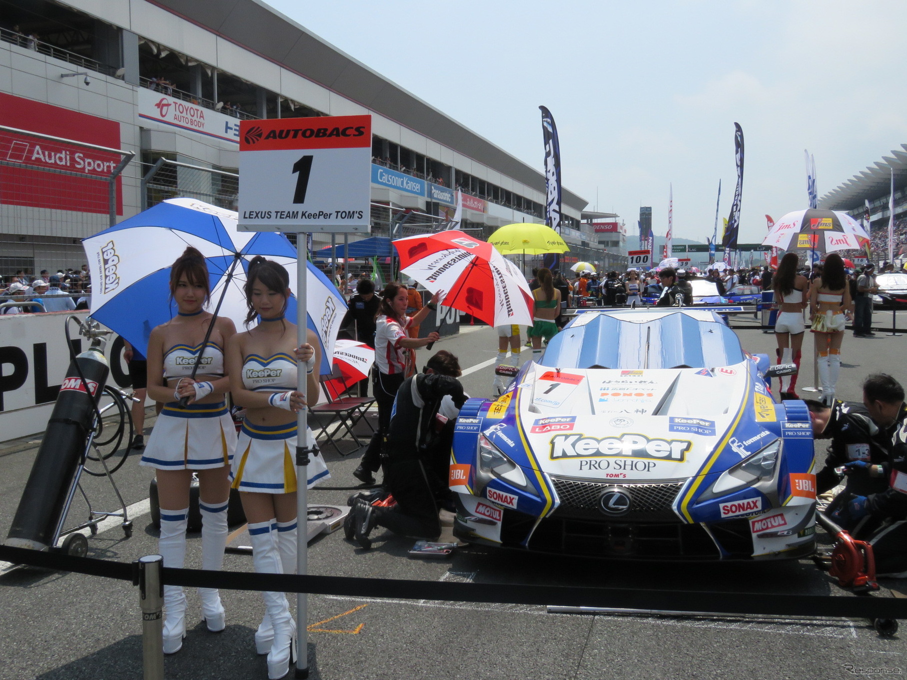 GT500クラス決勝2位の#1 LC500。