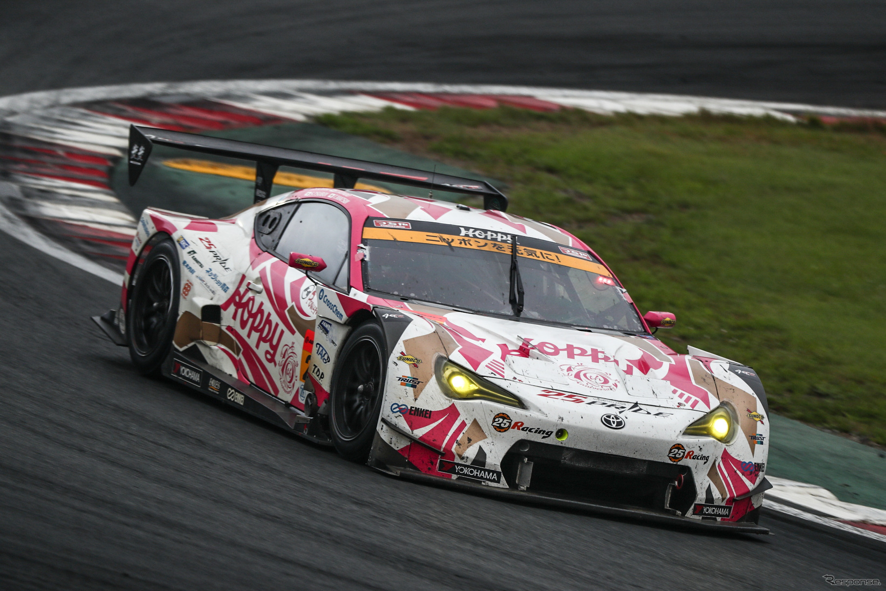 GT300クラス決勝5位の#25 HOPPY 86 MC。