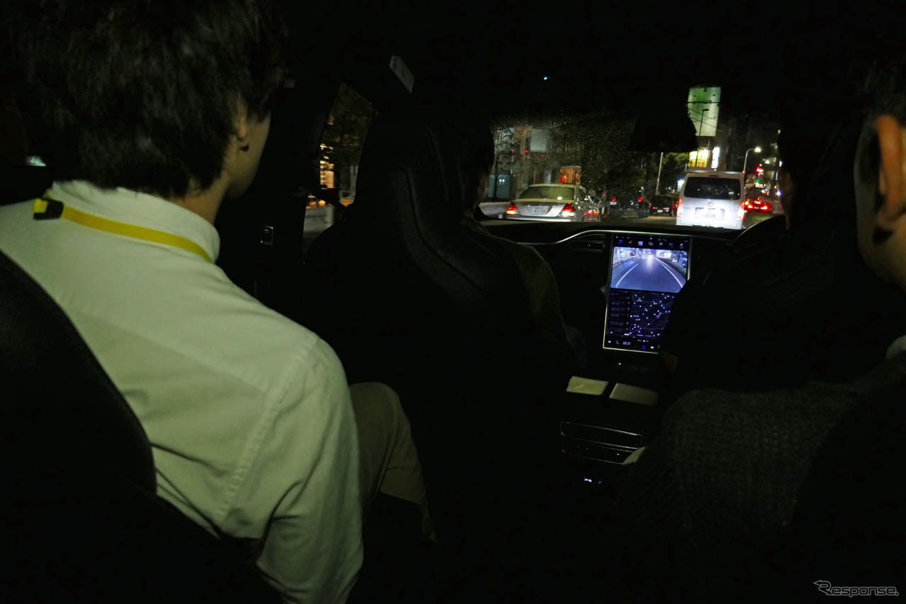 興味津々となったテスラの同乗試乗。