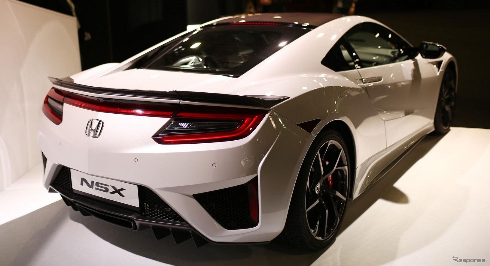 ホンダ NSX の2019年モデル（パリモーターショー2018）