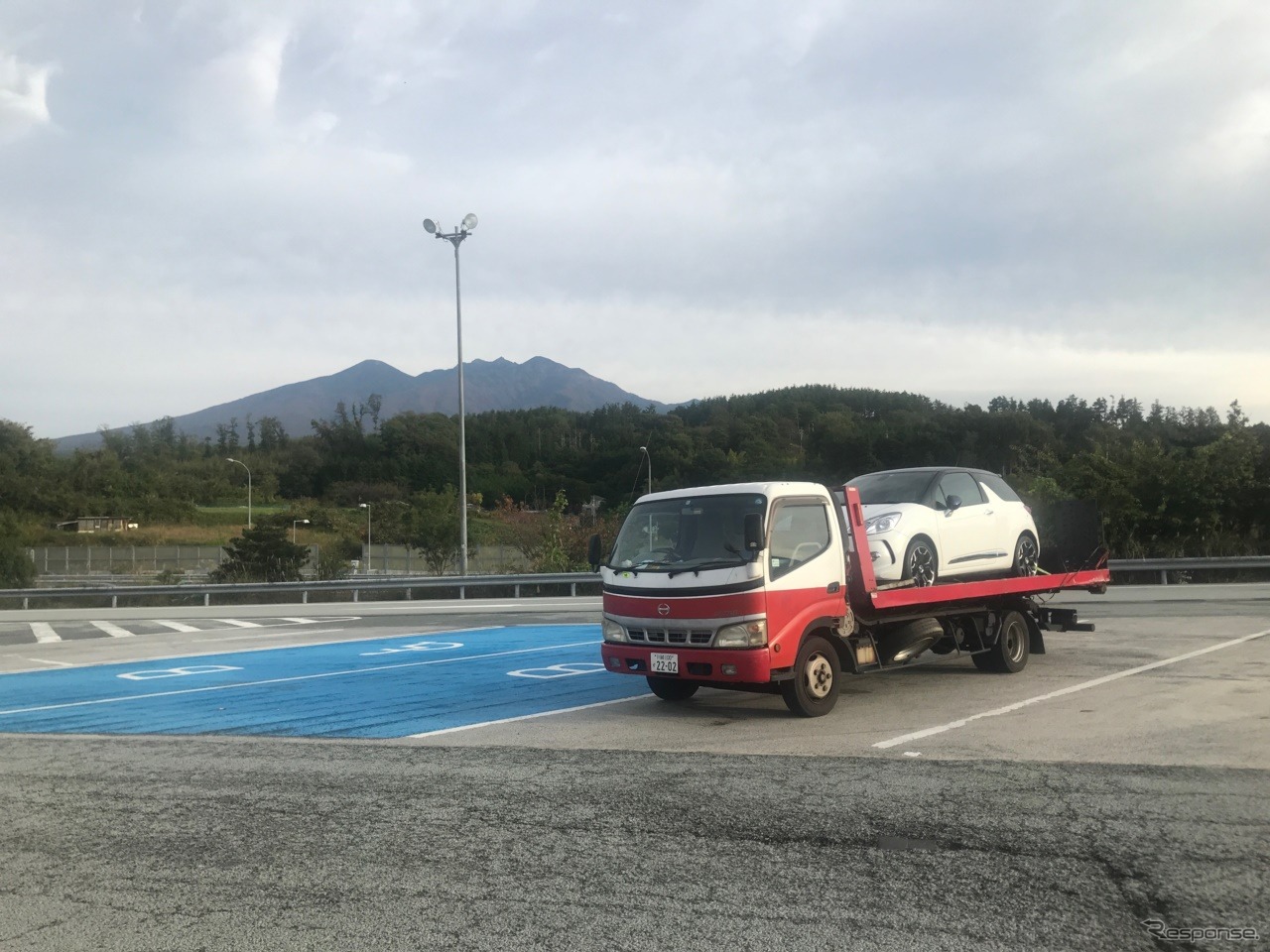 八ヶ岳を眺めながら一休み。空気も澄んでよいリフレッシュができる。