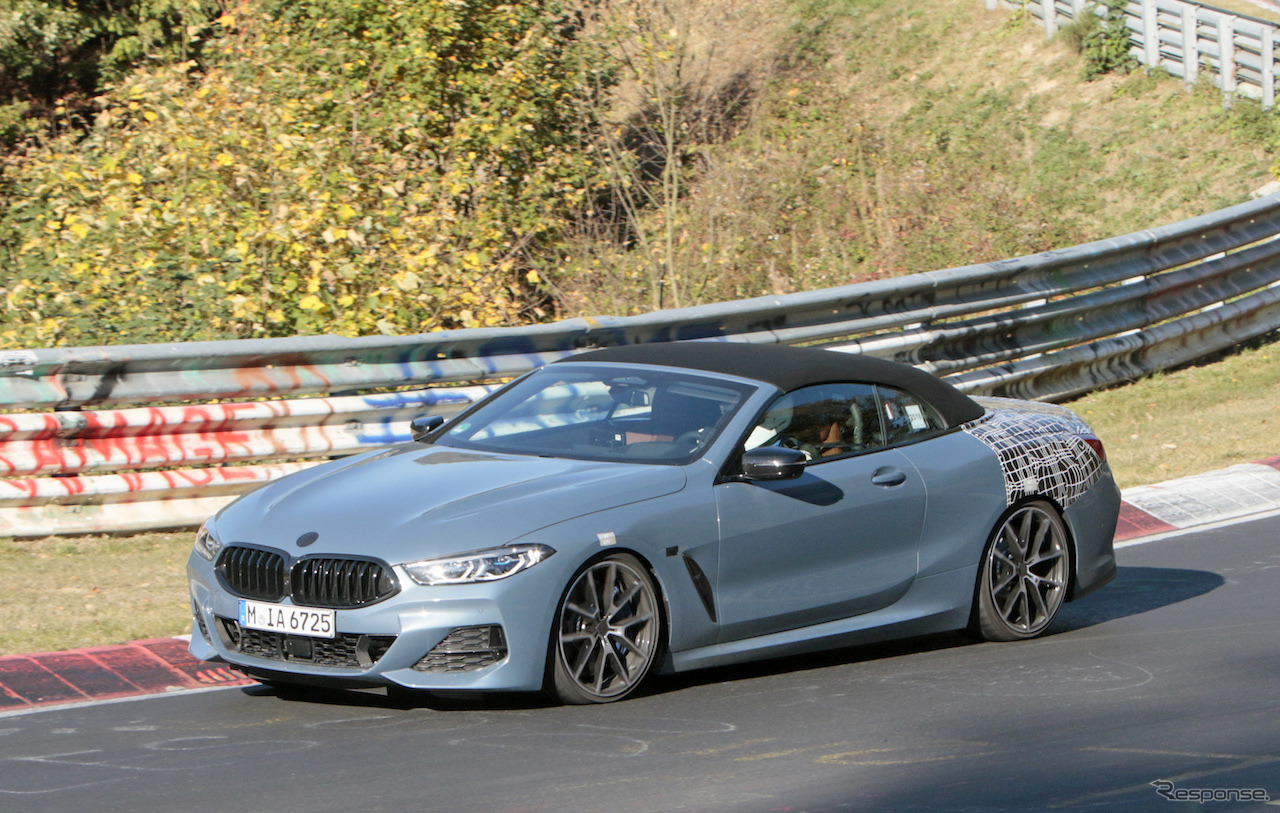 BMW 8シリーズカブリオレ（M850i xDrive カブリオレ Mパフォーマンス）スクープ写真